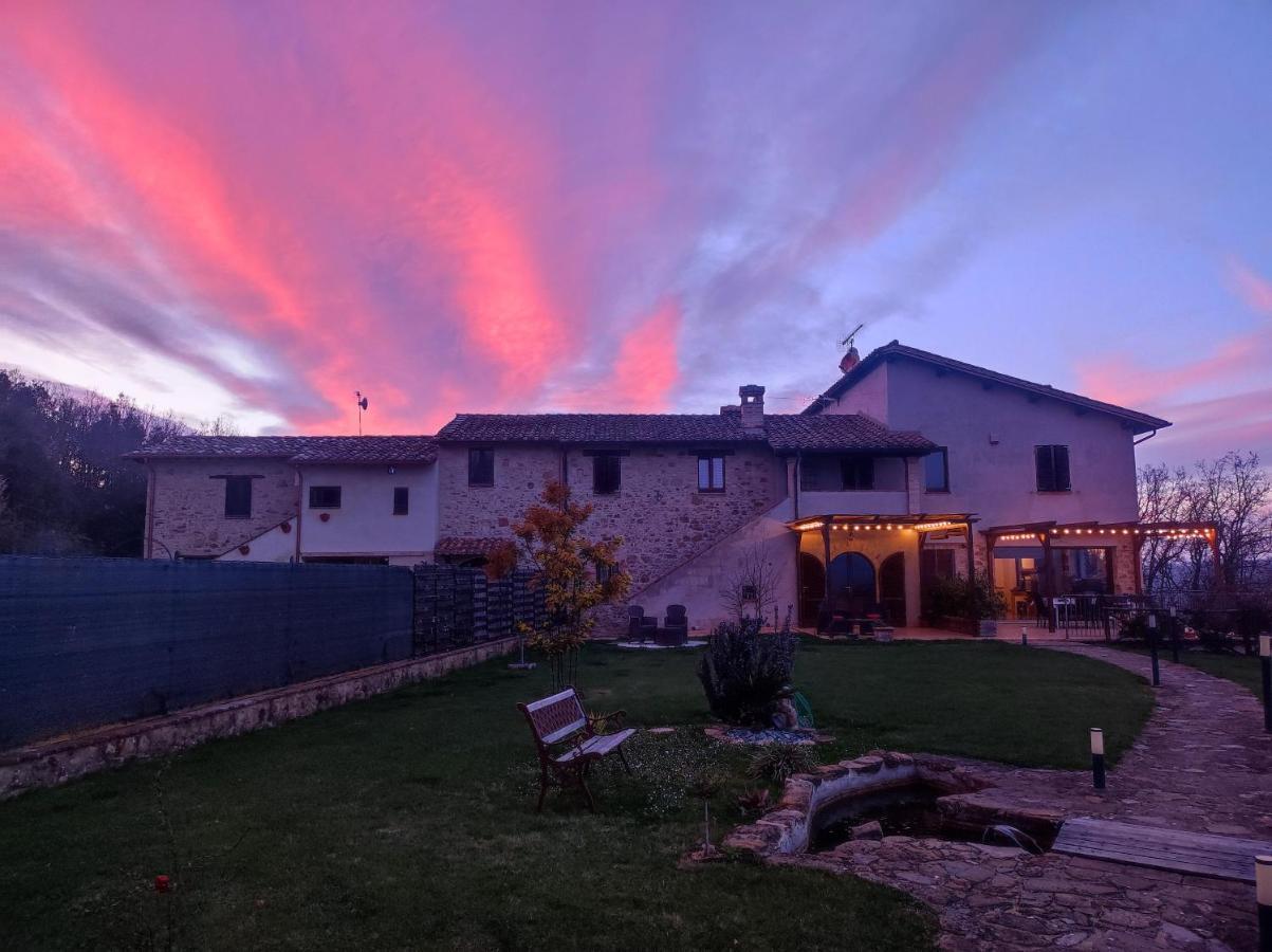 Casale Mille E Una Notte Перуджа Екстериор снимка