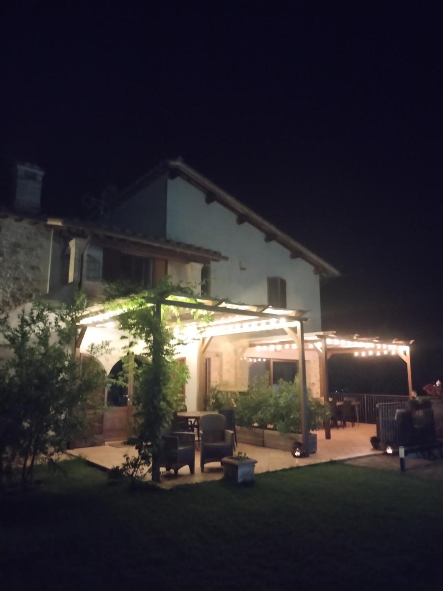Casale Mille E Una Notte Перуджа Екстериор снимка